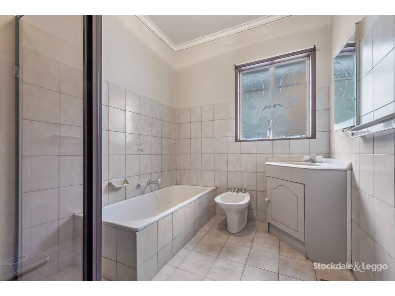 7 Home Street, Reservoir VIC 3073