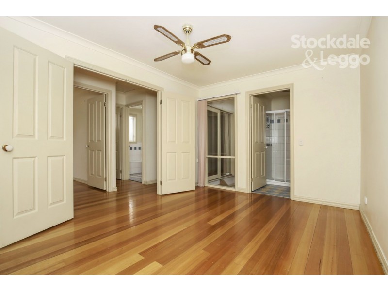 2/116 Spring Street, Reservoir VIC 3073