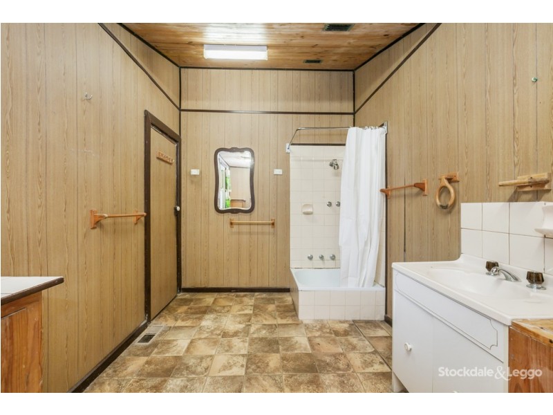 130 Rathcown Road, Reservoir VIC 3073