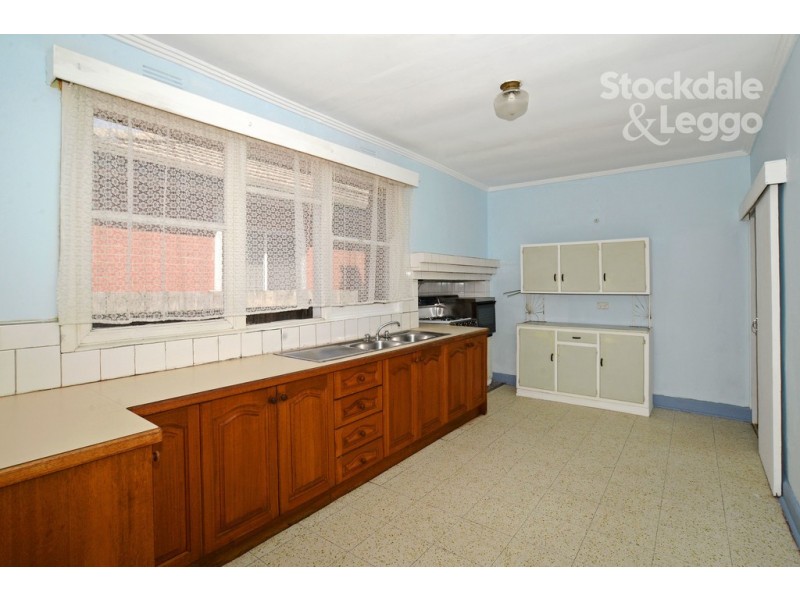 12 Wurruk Avenue, Preston VIC 3072