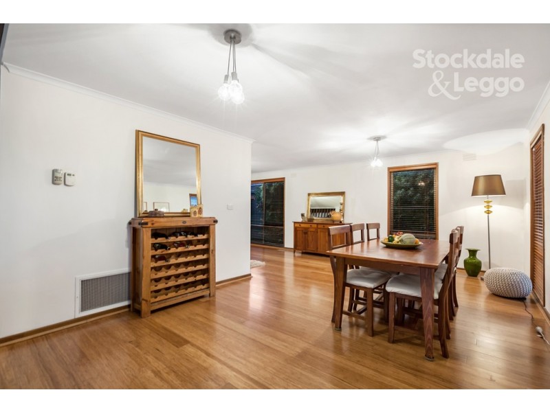 39 Manoel Avenue, Reservoir VIC 3073