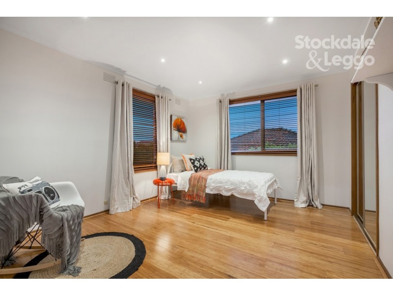 39 Manoel Avenue, Reservoir VIC 3073