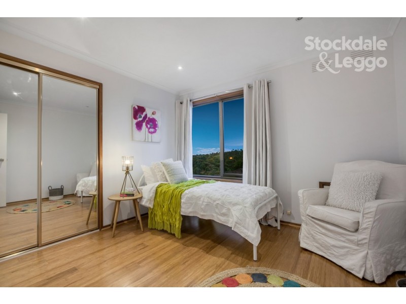 39 Manoel Avenue, Reservoir VIC 3073