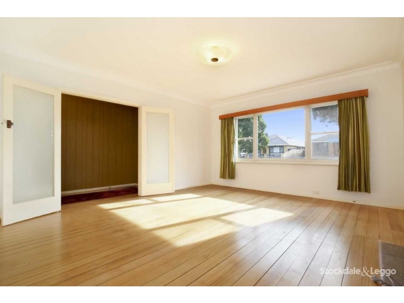 21 Elliot Street, Reservoir VIC 3073