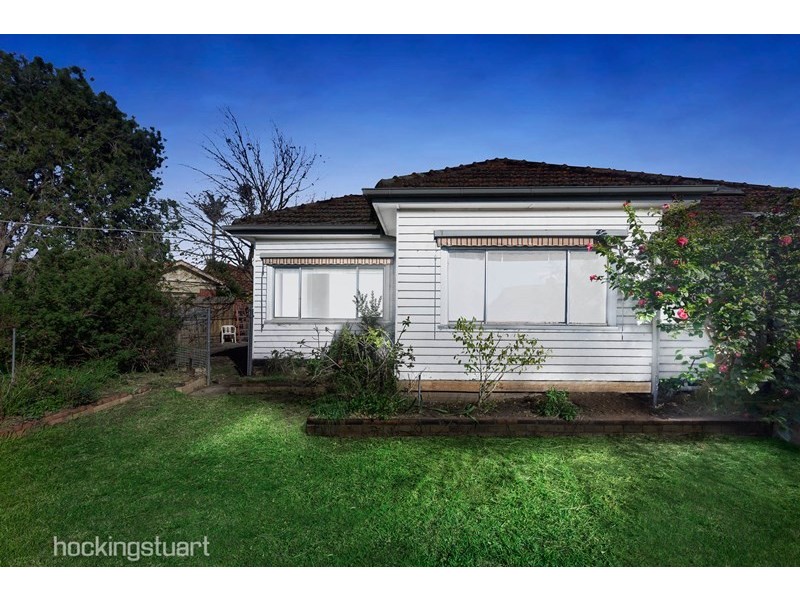 1 Acheron Avenue, Reservoir VIC 3073