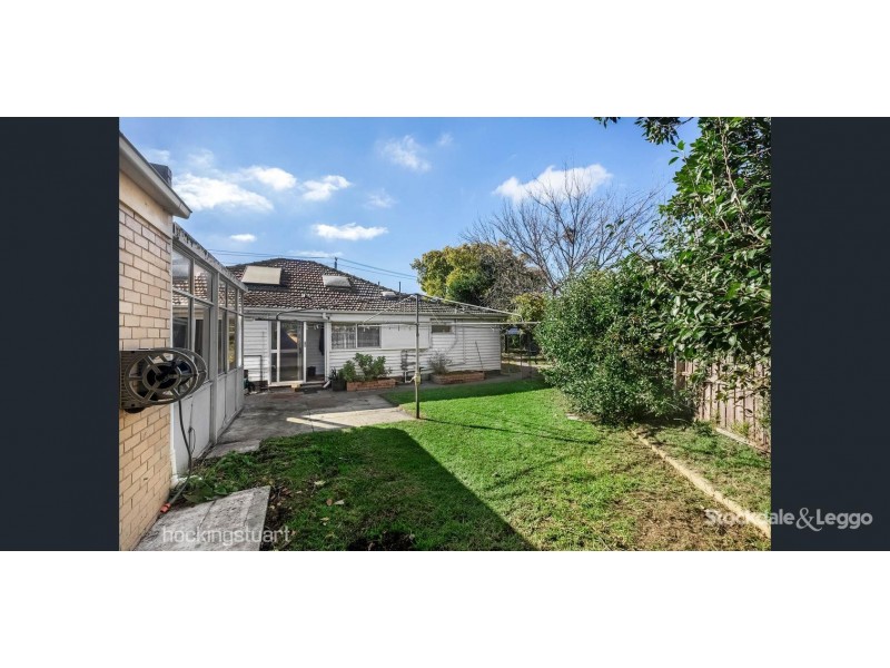 1 Acheron Avenue, Reservoir VIC 3073