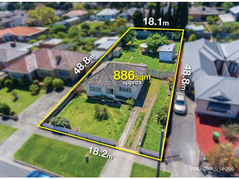 10 McCasker Avenue, Reservoir VIC 3073