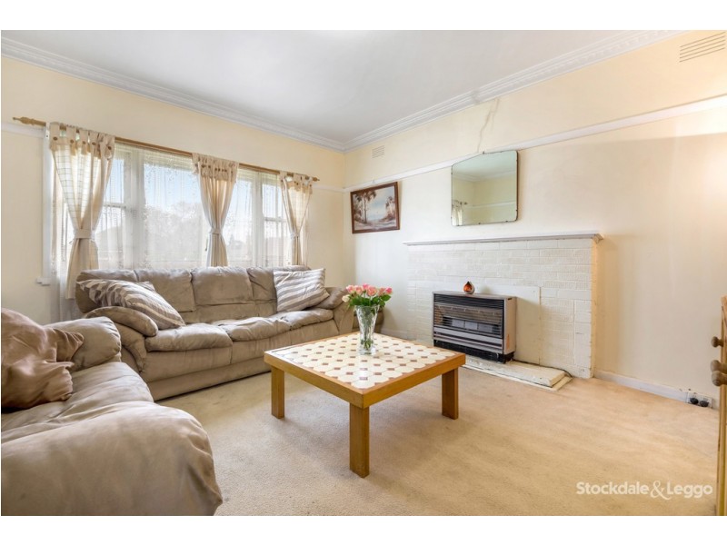 10 McCasker Avenue, Reservoir VIC 3073