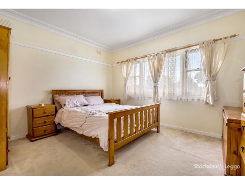 10 McCasker Avenue, Reservoir VIC 3073