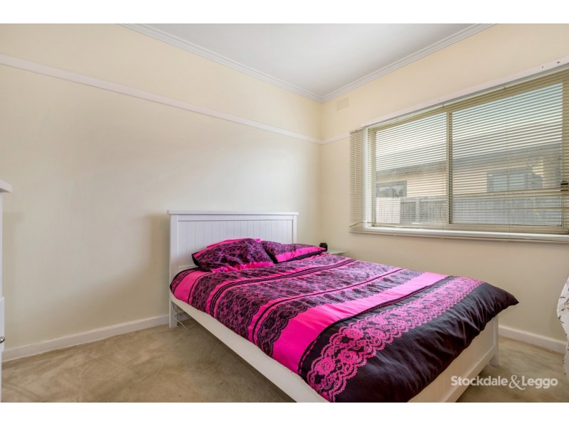 10 McCasker Avenue, Reservoir VIC 3073