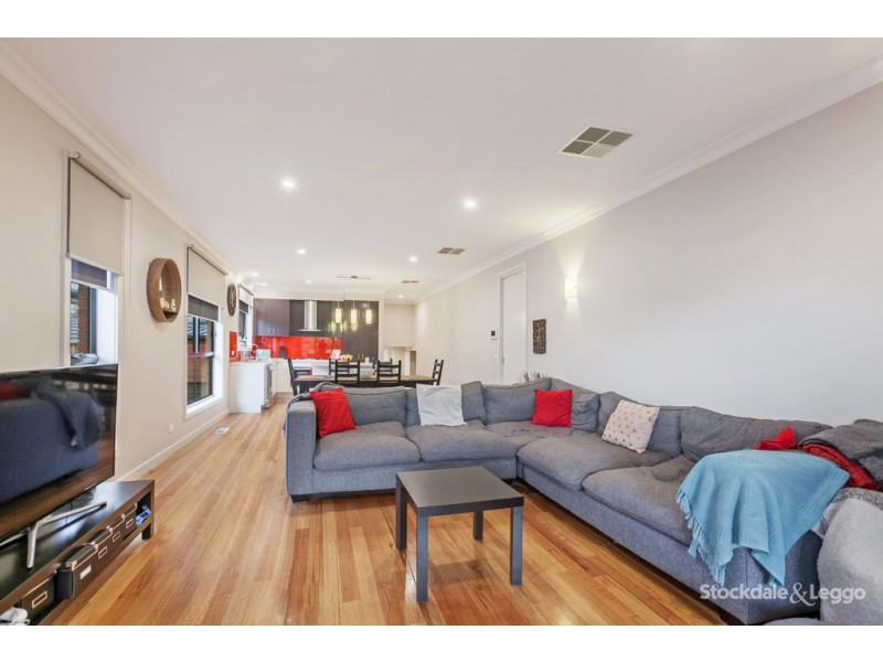 8 Freedom Street, Doreen VIC 3754