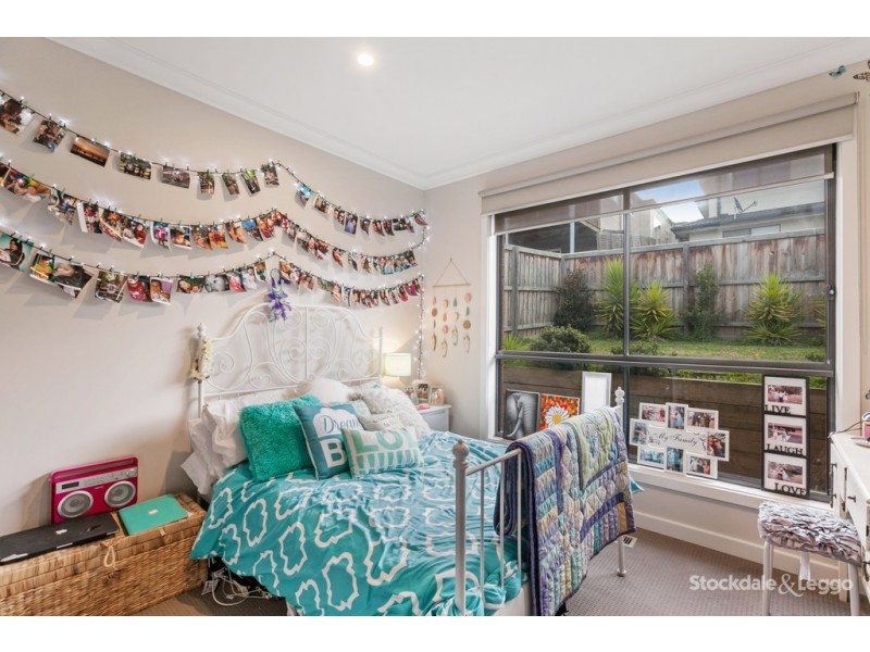 8 Freedom Street, Doreen VIC 3754