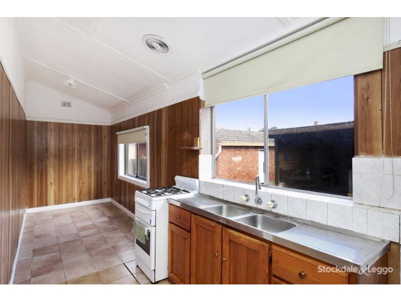 19 Newton Street, Reservoir VIC 3073