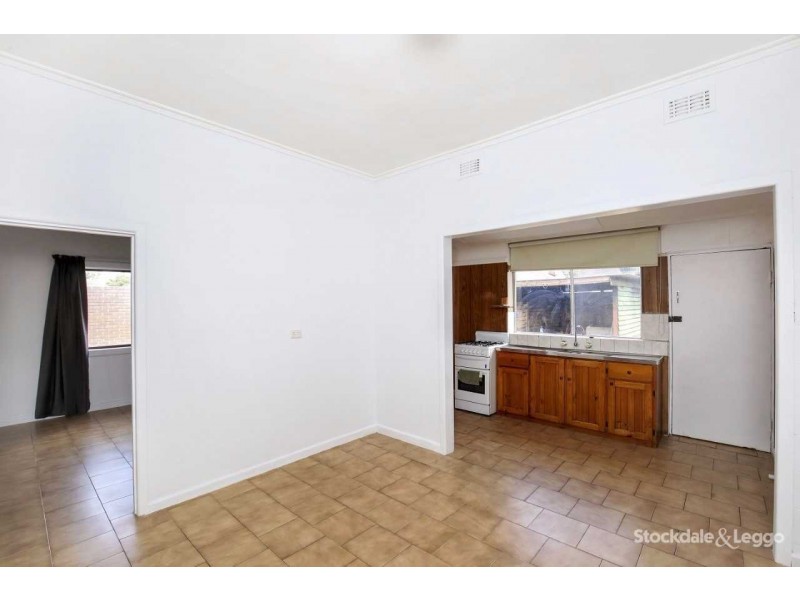 19 Newton Street, Reservoir VIC 3073