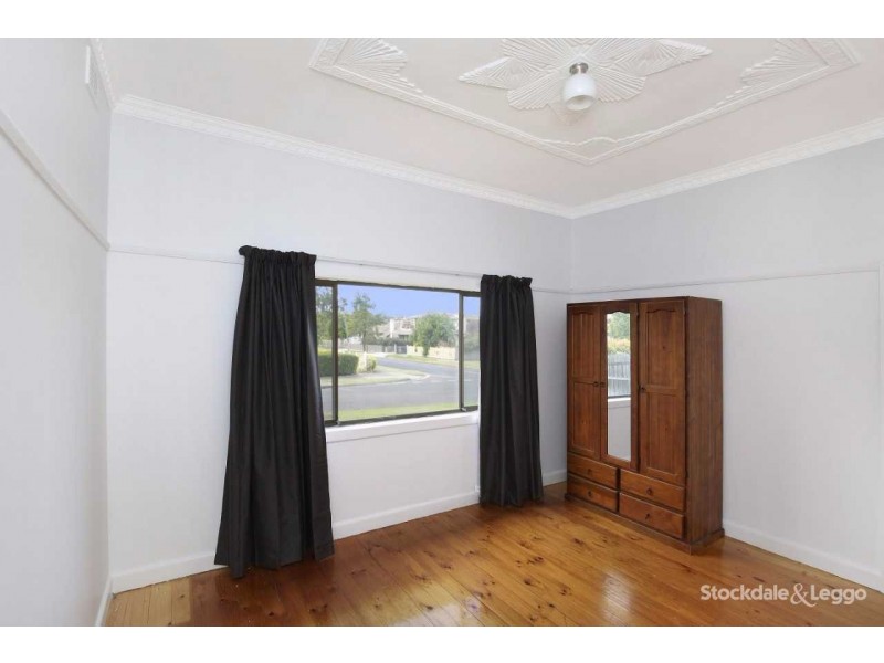 19 Newton Street, Reservoir VIC 3073