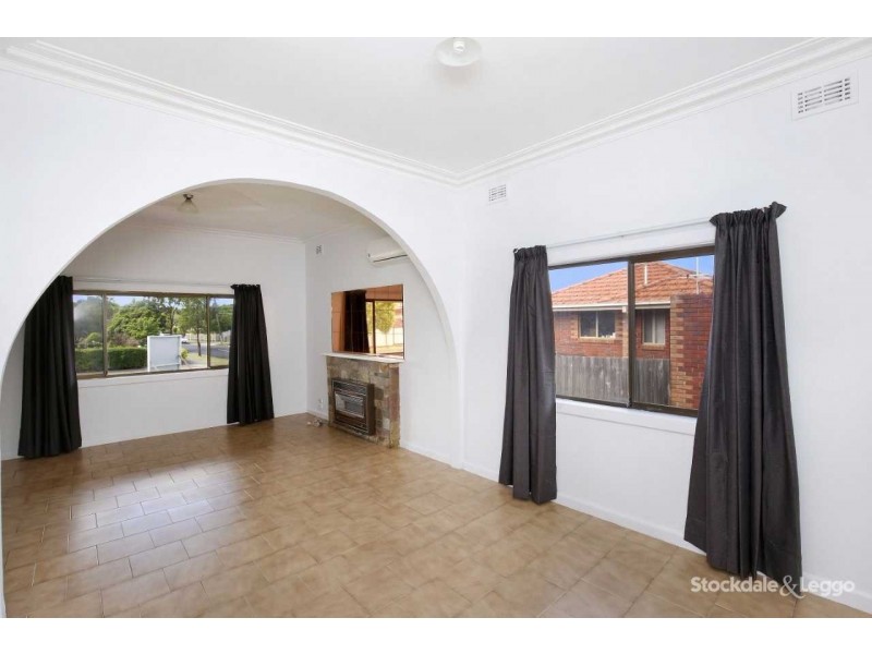 19 Newton Street, Reservoir VIC 3073
