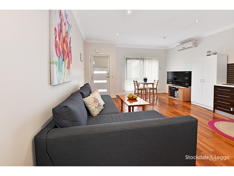 8/16 Macartney Street, Reservoir VIC 3073