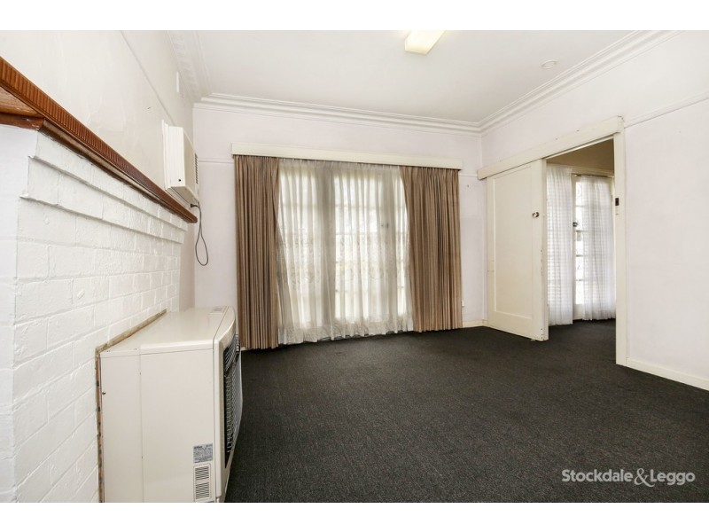 6 Hughes Parade, Reservoir VIC 3073