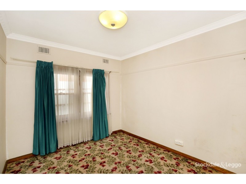 6 Hughes Parade, Reservoir VIC 3073