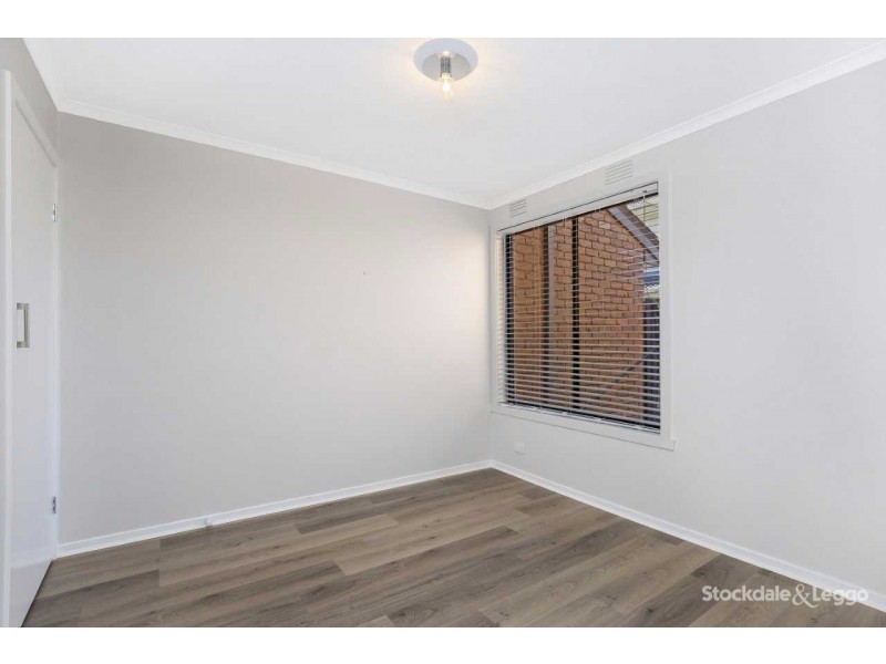 2/27-29 Highland Street, Kingsbury VIC 3083