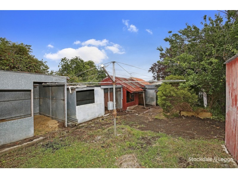 4 Roseberry Avenue, Preston VIC 3072