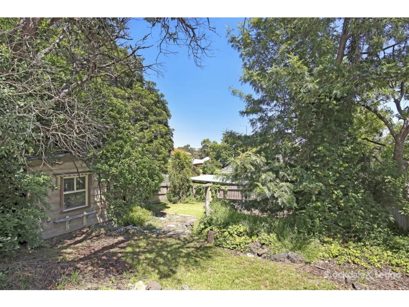 9 Mount Pleasant Road, Preston VIC 3072