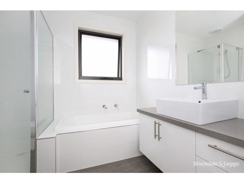 1/12 McNamara Street, Preston VIC 3072