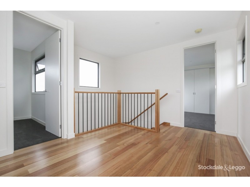 2/12 McNamara Street, Preston VIC 3072