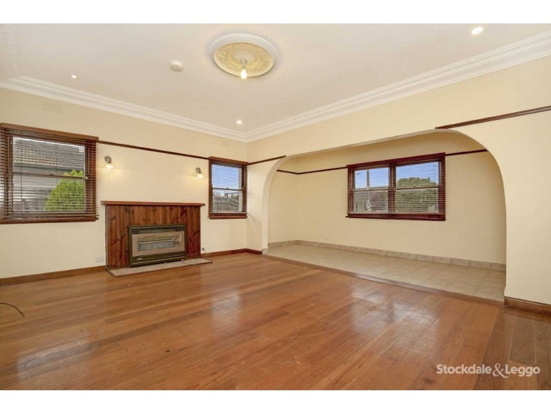 5 Emma Avenue, Reservoir VIC 3073