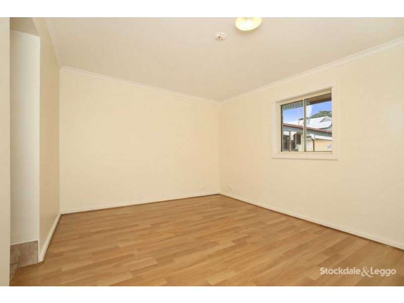 5 Emma Avenue, Reservoir VIC 3073