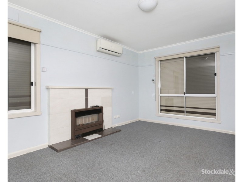 11 North Road, Reservoir VIC 3073