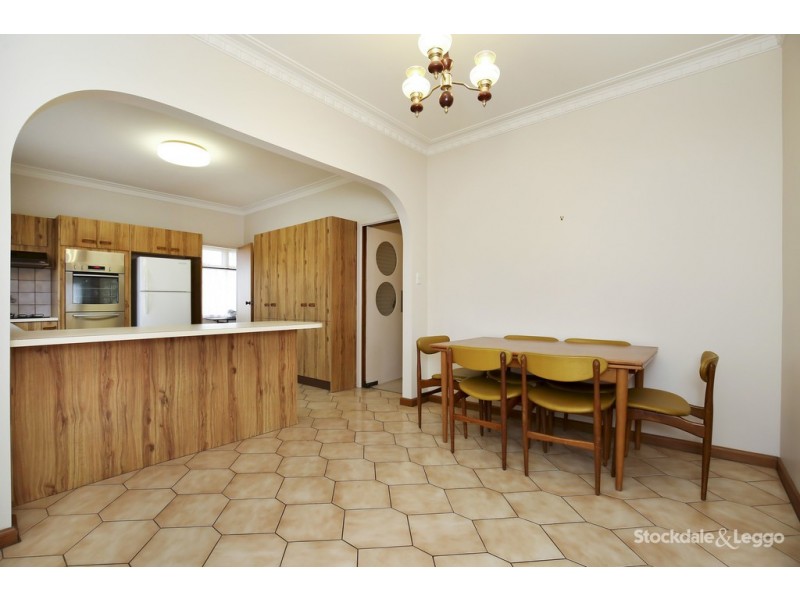 1 Liston Avenue, Reservoir VIC 3073
