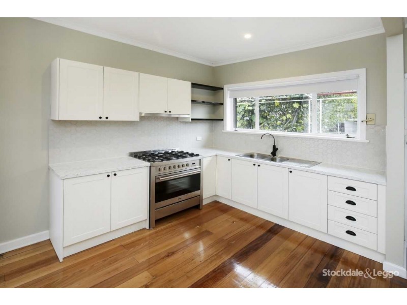 42 Curtin Avenue, Lalor VIC 3075