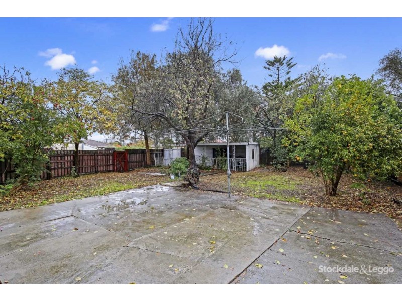 42 Curtin Avenue, Lalor VIC 3075