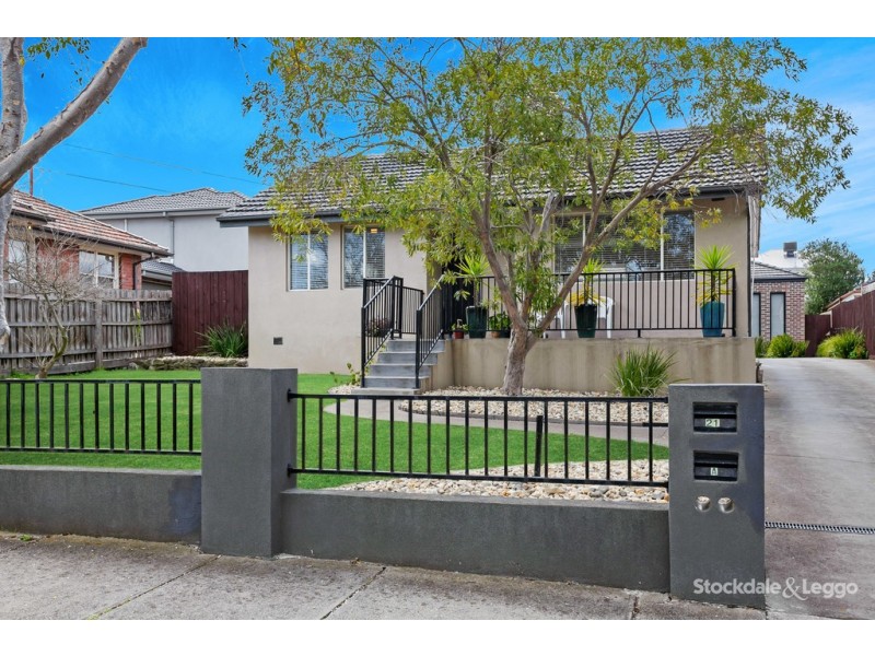 21 Evans Crescent, Reservoir VIC 3073