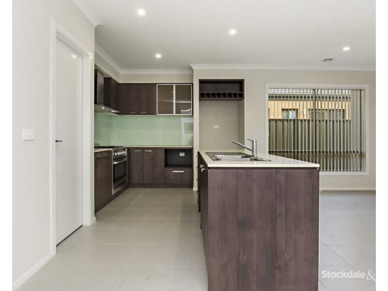 10 Dogwood Way, Mernda VIC 3754