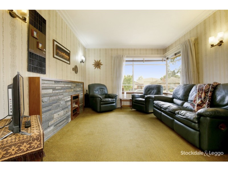 13 Glasgow Avenue, Reservoir VIC 3073