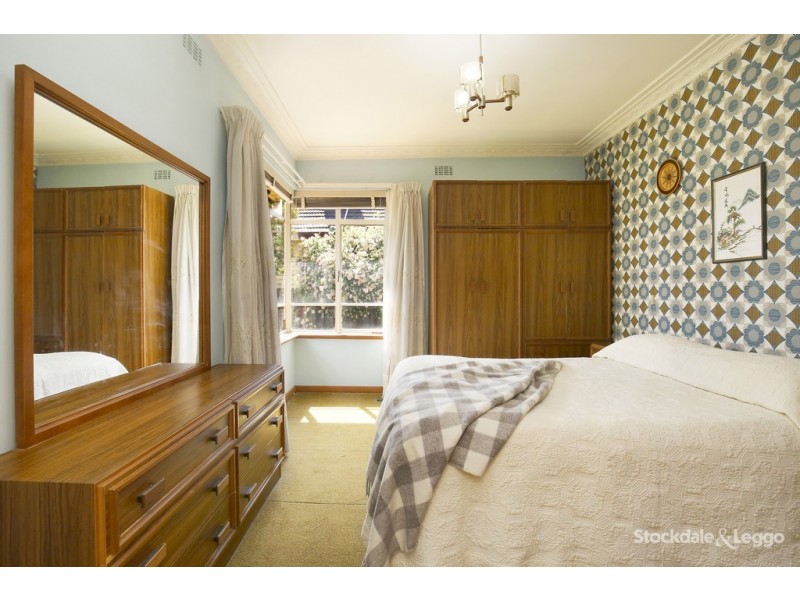 13 Glasgow Avenue, Reservoir VIC 3073