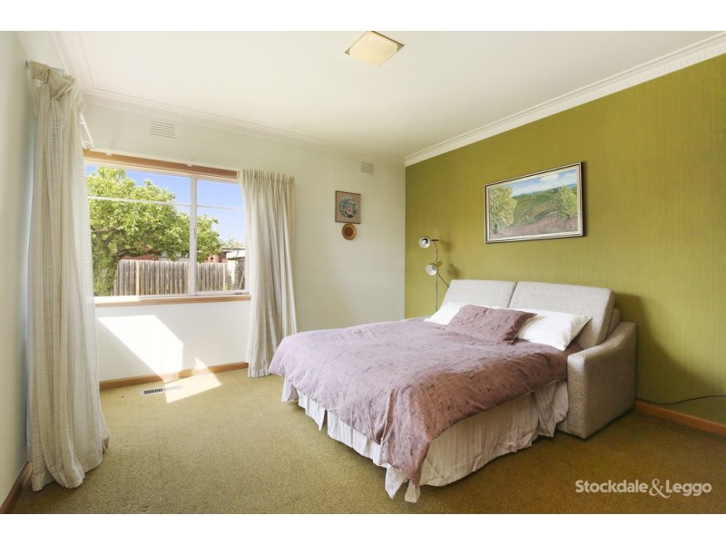 13 Glasgow Avenue, Reservoir VIC 3073