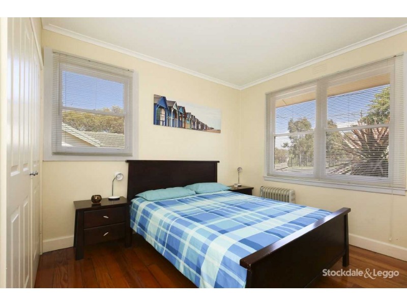 4 Winter Crescent, Reservoir VIC 3073