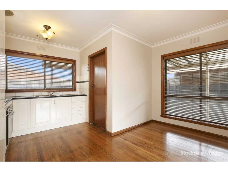 4 17-19 Henderson Street, Reservoir VIC 3073