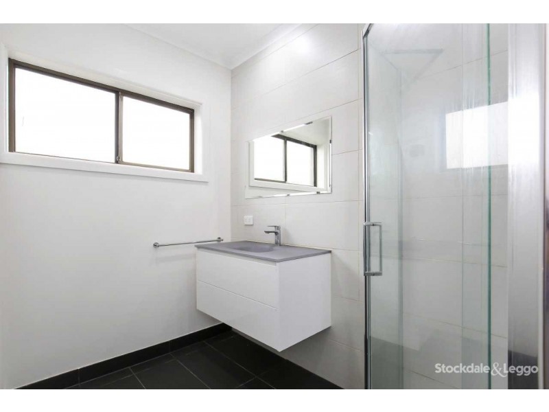 4 17-19 Henderson Street, Reservoir VIC 3073