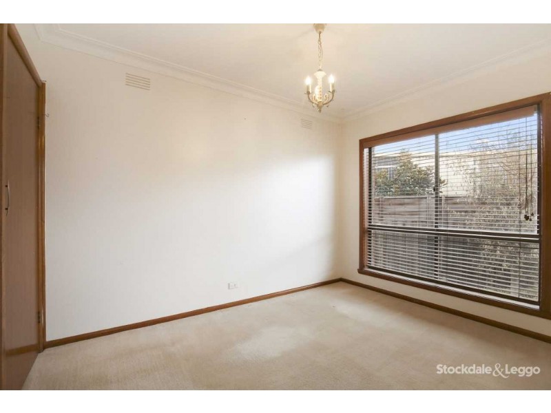 4 17-19 Henderson Street, Reservoir VIC 3073