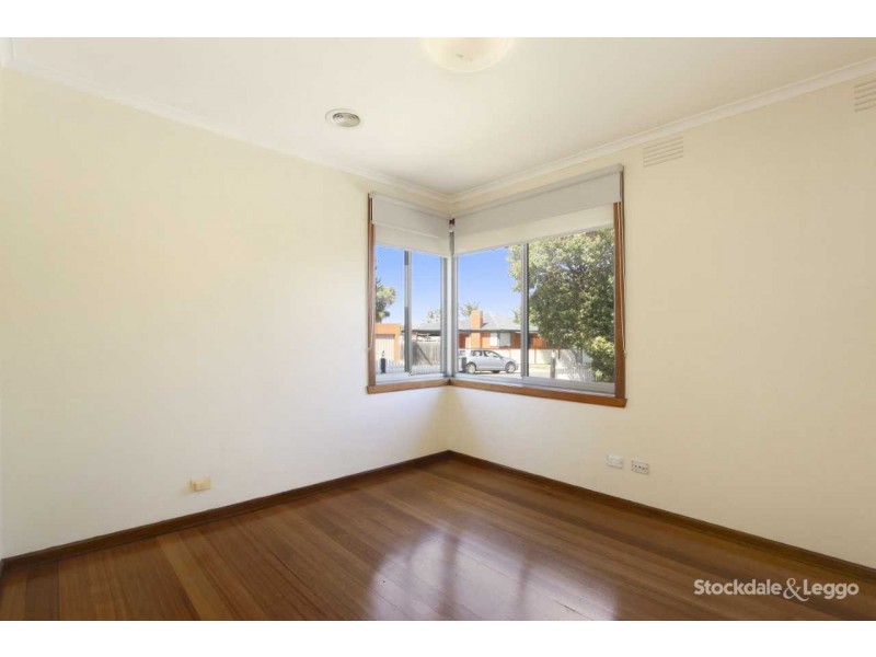 4 Kemp Avenue, Thomastown VIC 3074