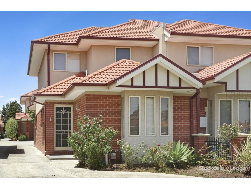 2/84-86 Pine Street, Reservoir VIC 3073