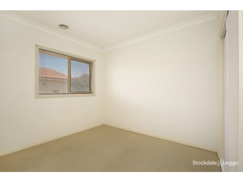 2/84-86 Pine Street, Reservoir VIC 3073