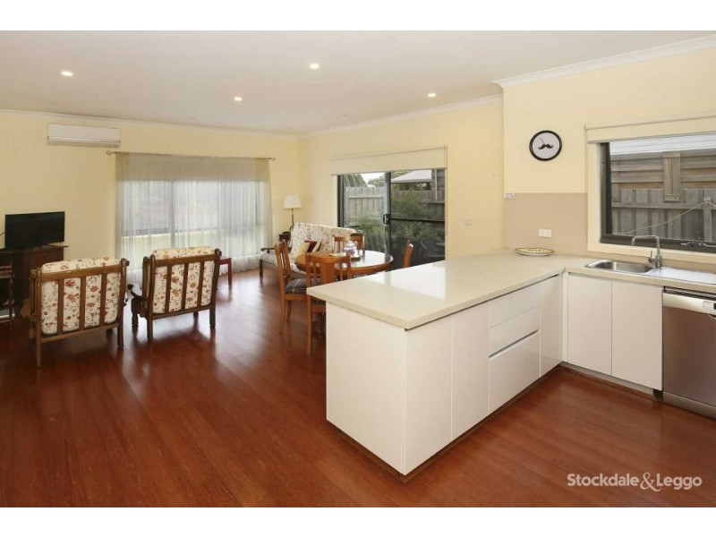 1/61 North Road, Reservoir VIC 3073