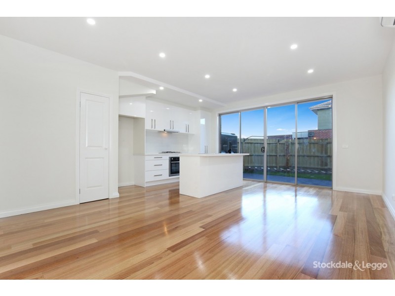 5/103-105 St Vigeons Road, Reservoir VIC 3073