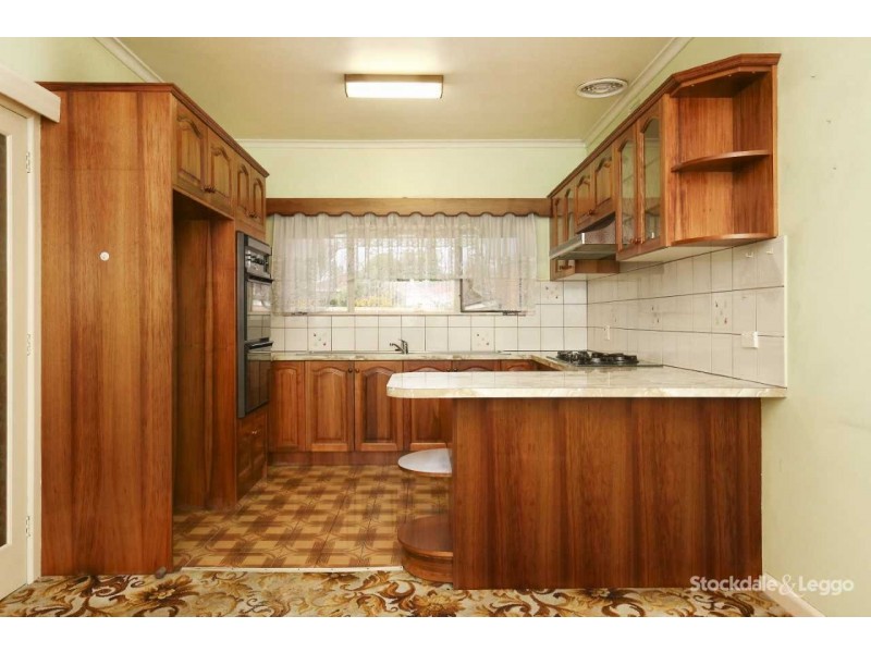 44 Botha Avenue, Reservoir VIC 3073