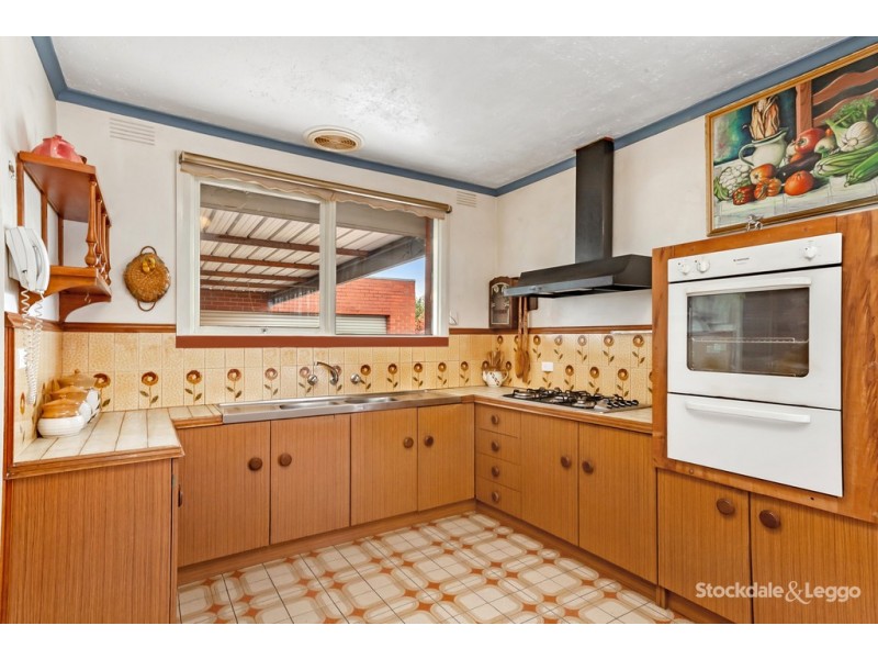 6 Tracey Street, Reservoir VIC 3073